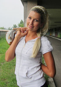 meet friend - russiangirlslooking.com